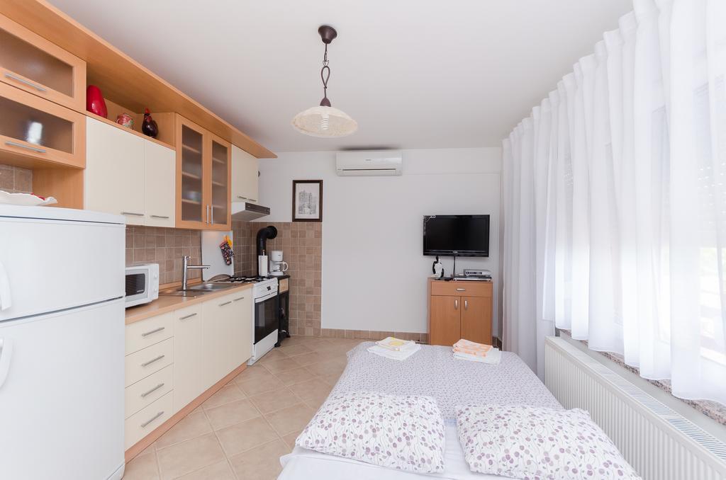 מדביה Apartment Zorka מראה חיצוני תמונה